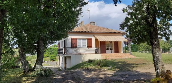 Image No.1-3 Bed Property for sale