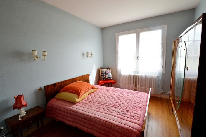 Image No.16-3 Bed Country House for sale