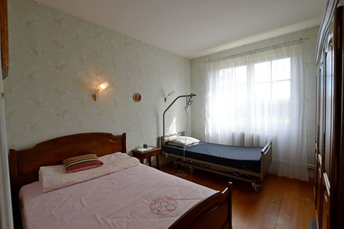 Image No.18-3 Bed Country House for sale