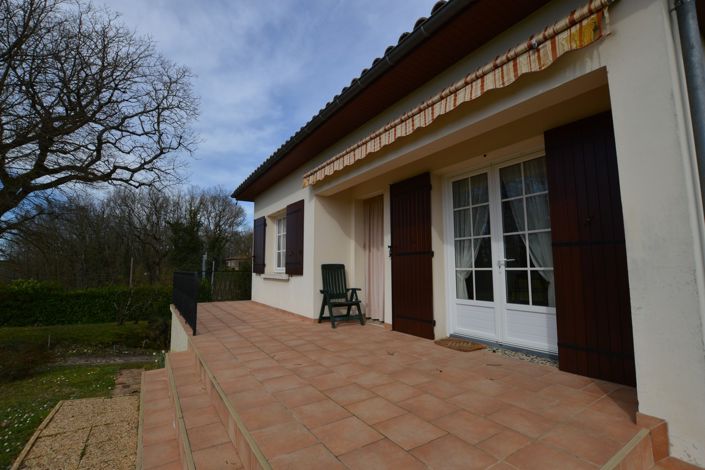 Image No.8-3 Bed Country House for sale