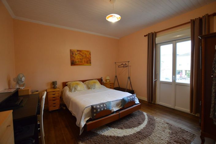 Image No.10-3 Bed Village House for sale