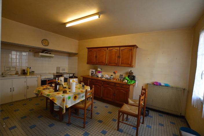 Image No.7-4 Bed Village House for sale