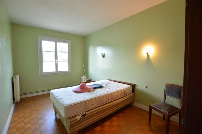 Image No.8-4 Bed Village House for sale