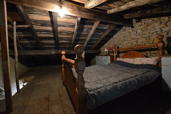 Image No.15-2 Bed Village House for sale