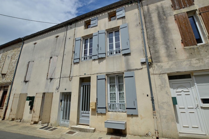 Image No.2-Propriété de 2 chambres à vendre à Duras