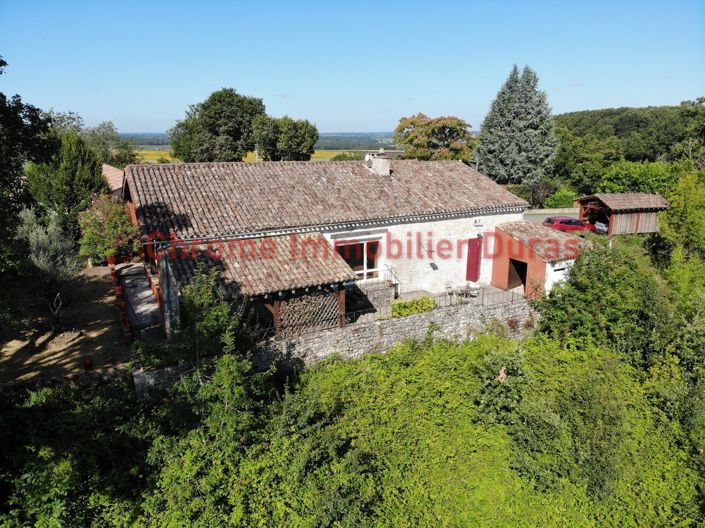 Image No.4-3 Bed Property for sale