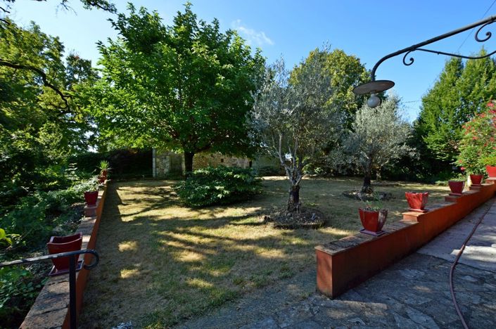 Image No.9-3 Bed Property for sale