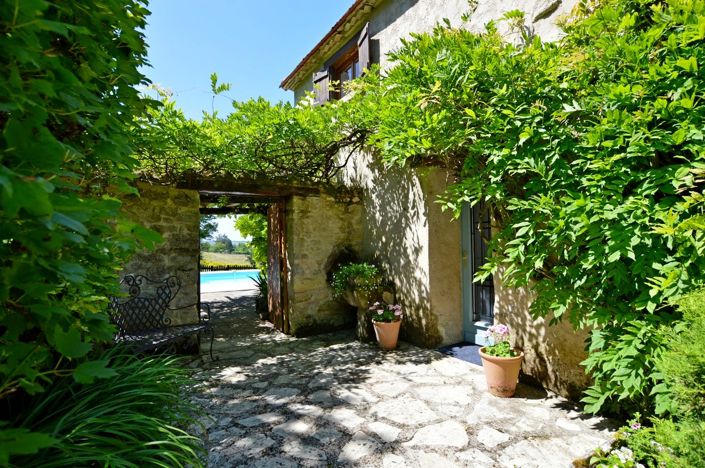 Image No.3-5 Bed Country House for sale