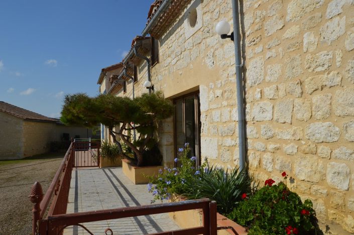 Image No.4-Propriété de 7 chambres à vendre à Duras