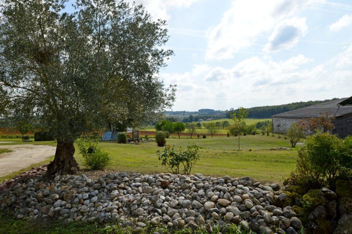 Image No.5-Propriété de 7 chambres à vendre à Duras