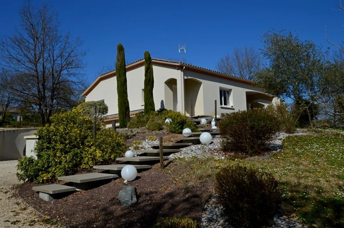 Image No.1-4 Bed Country House for sale