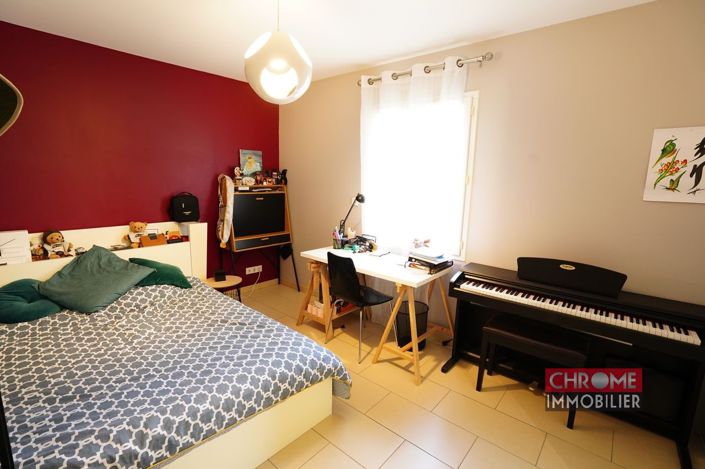 Image No.11-4 Bed Country House for sale