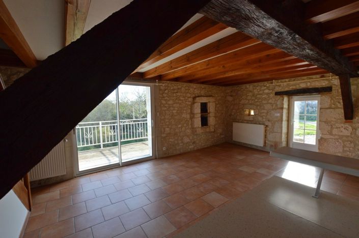 Image No.9-3 Bed Property for sale