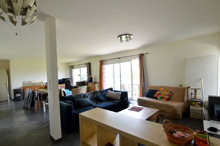 Image No.10-3 Bed Village House for sale