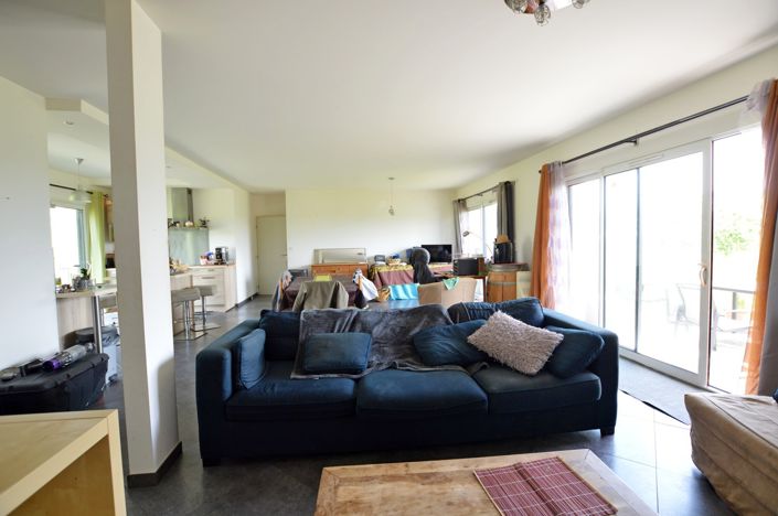 Image No.11-3 Bed Village House for sale