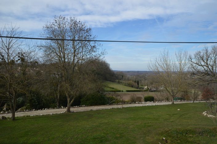 Image No.17-3 Bed Village House for sale