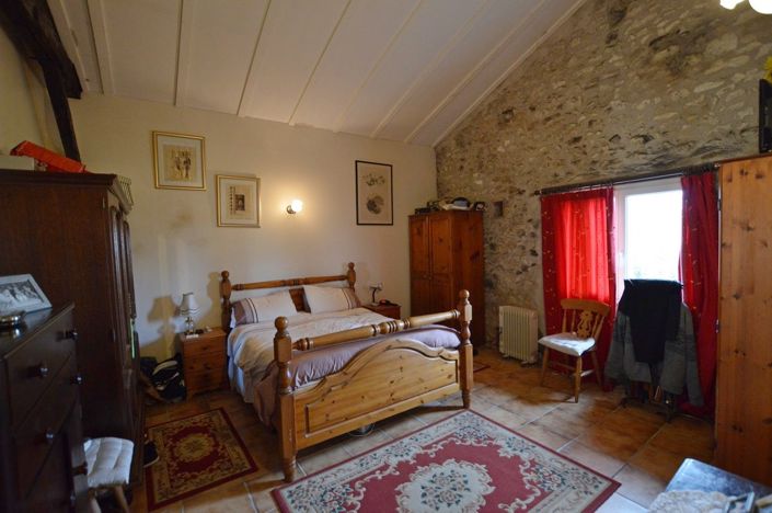 Image No.6-3 Bed Village House for sale