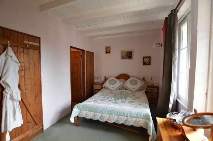 Image No.8-3 Bed Village House for sale