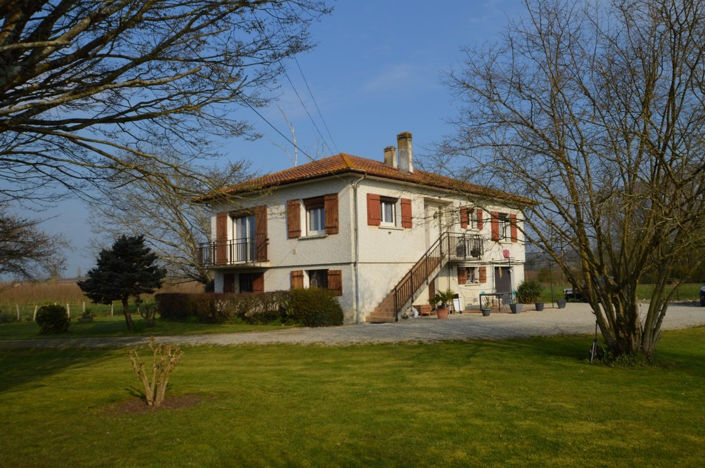 Image No.1-3 Bed Property for sale