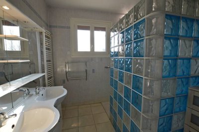67d9830715189-14