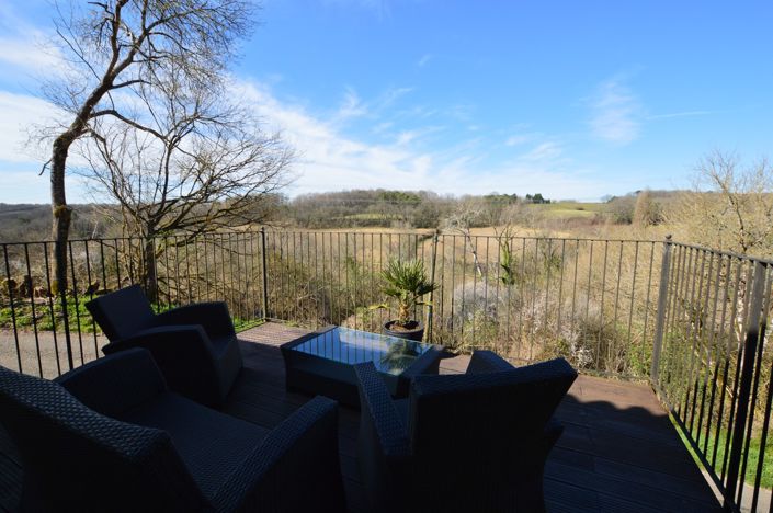 Image No.6-Maison de campagne de 6 chambres à vendre à Duras