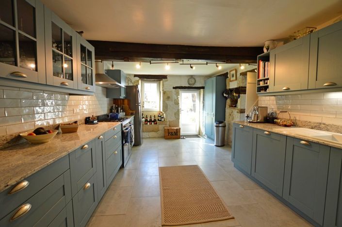 Image No.9-Maison de campagne de 6 chambres à vendre à Duras