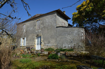 1 - Pellegrue, Property