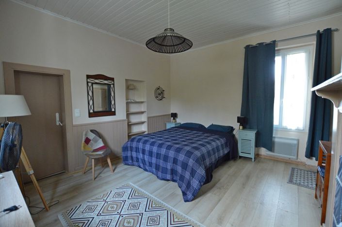 Image No.15-4 Bed Village House for sale