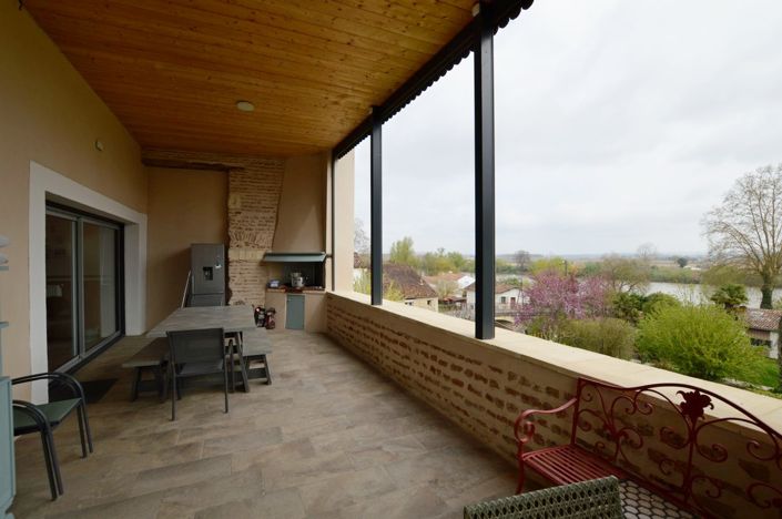 Image No.5-4 Bed Village House for sale