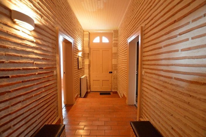 Image No.9-4 Bed Village House for sale