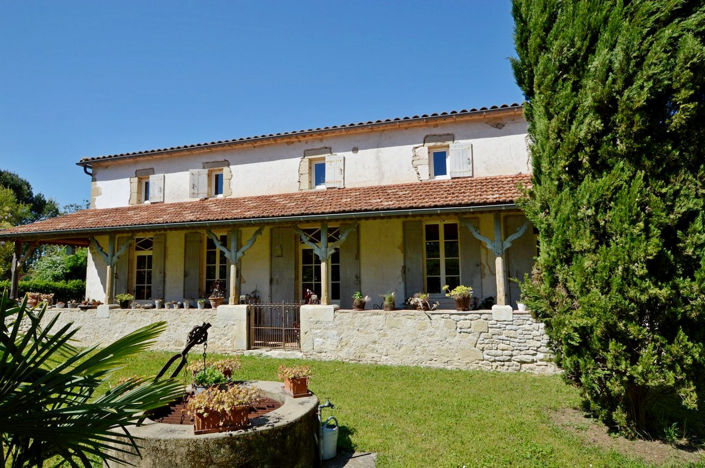 Image No.1-5 Bed Property for sale