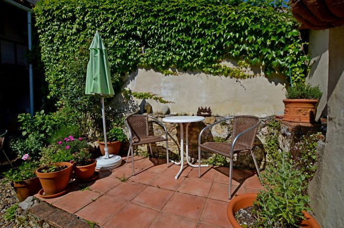 Image No.4-3 Bed Village House for sale