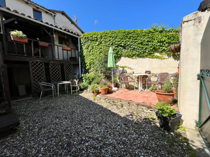 Image No.5-3 Bed Village House for sale