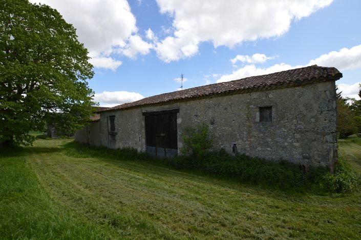 Image No.5-2 Bed Country House for sale