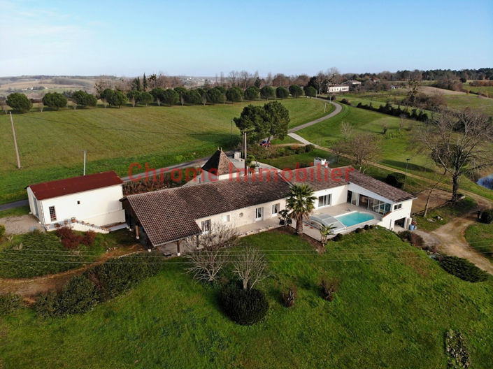 Image No.1-3 Bed Property for sale