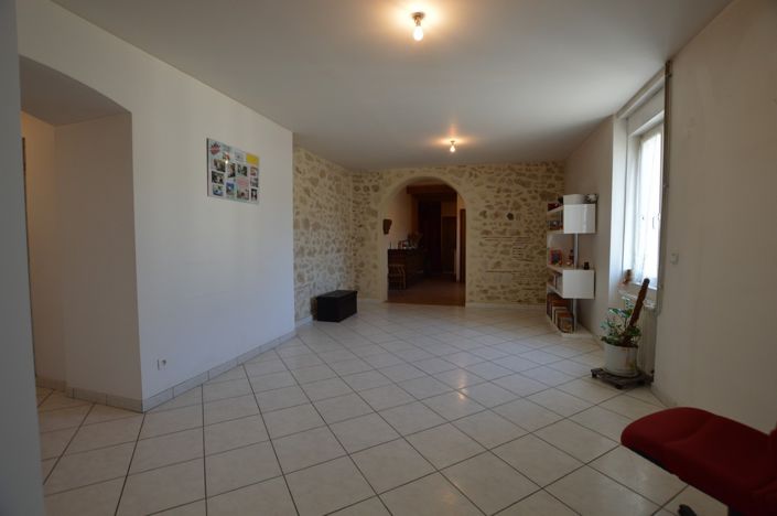 Image No.18-3 Bed Country House for sale