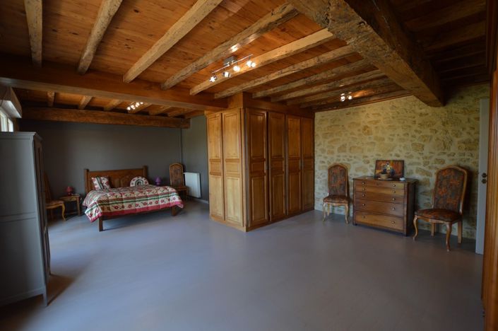 Image No.19-3 Bed Country House for sale