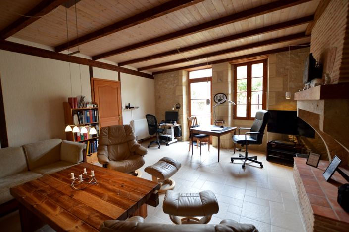 Image No.9-3 Bed Country House for sale