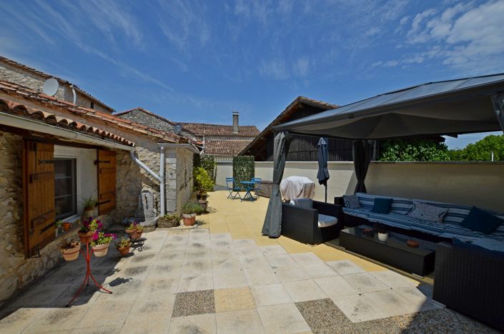 Image No.6-3 Bed Village House for sale