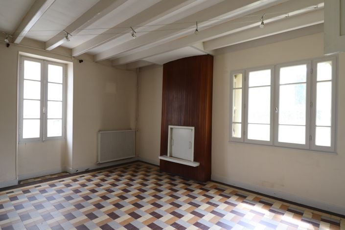 Image No.7-3 Bed Village House for sale