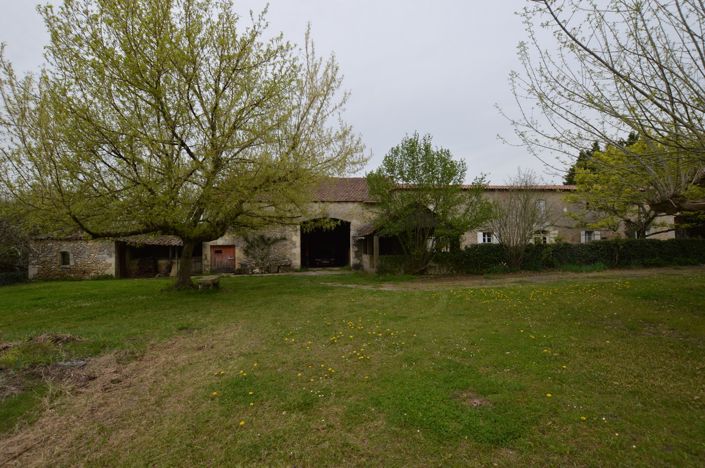 Image No.14-3 Bed Property for sale