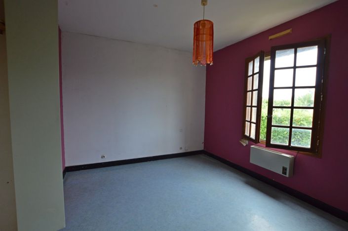 Image No.10-3 Bed Village House for sale