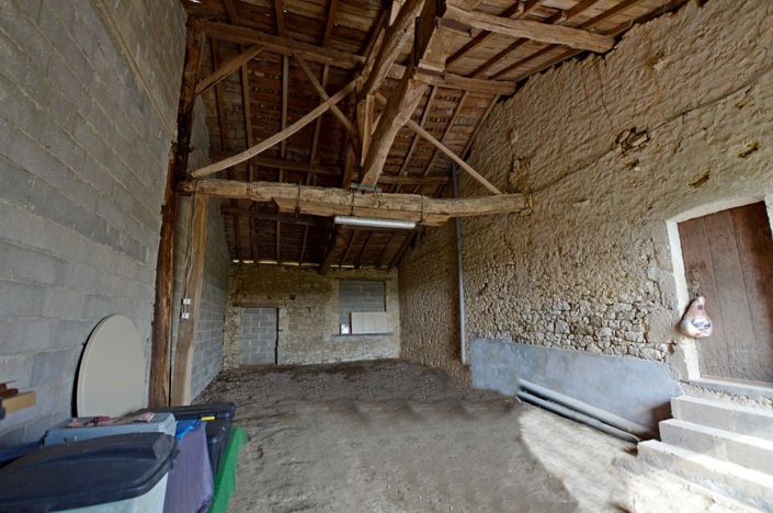 Image No.25-7 Bed Country House for sale