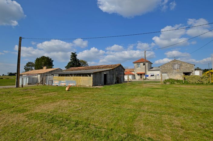 Image No.7-7 Bed Country House for sale