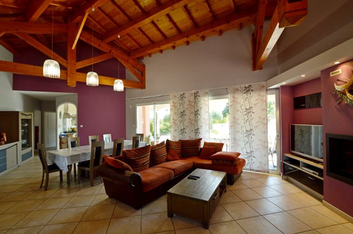 Image No.11-4 Bed Village House for sale