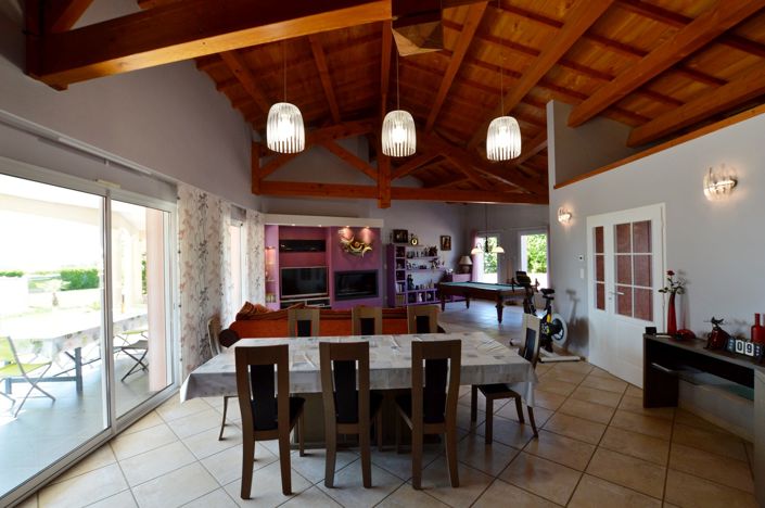 Image No.9-4 Bed Village House for sale