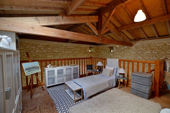 Image No.19-2 Bed Country House for sale