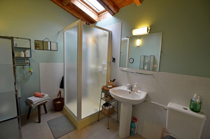 Image No.23-2 Bed Country House for sale