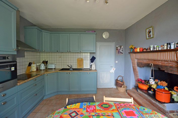 Image No.11-5 Bed Country House for sale