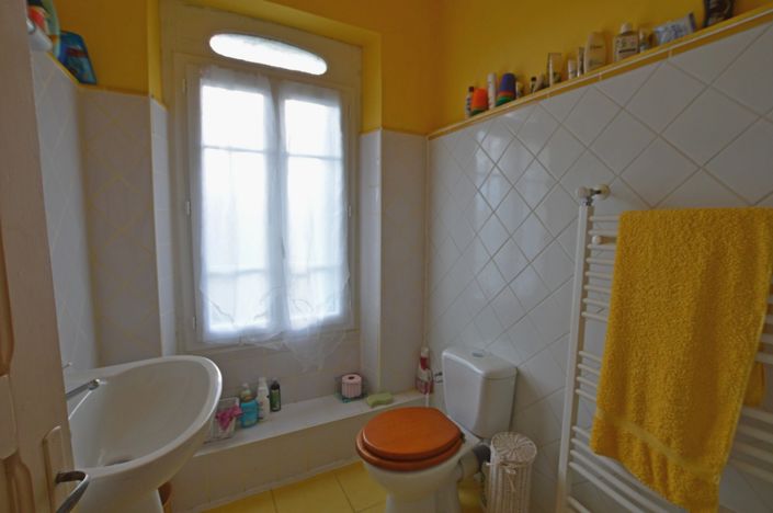 Image No.15-5 Bed Country House for sale